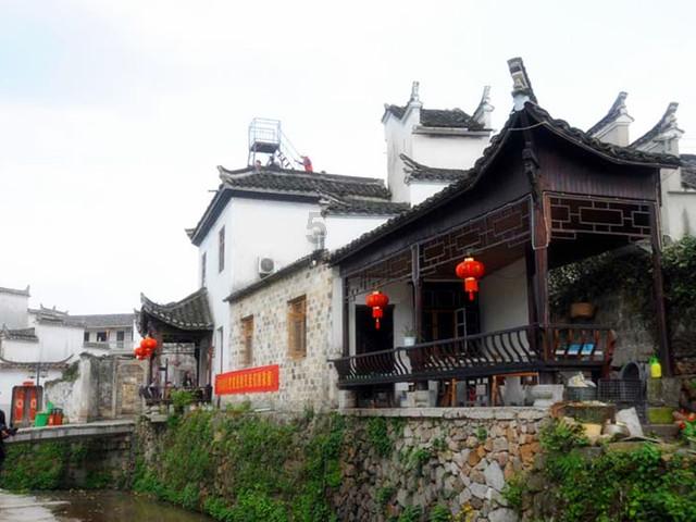 带帽男孩大冒险